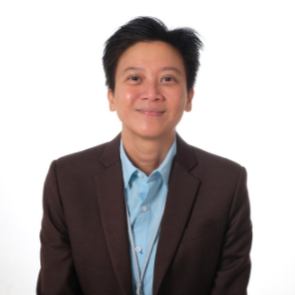 คุณ นวลศิริ ไวทยานุวัตติ