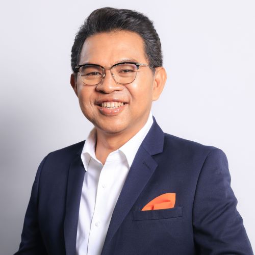คุณ วิลาศ เฉลยสัตย์