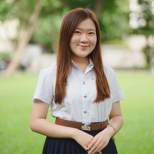 คุณ พิมพ์มาดา งามสง่าพงษ์