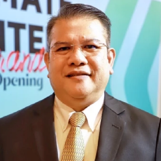 Mr. Pavich Kesavawong