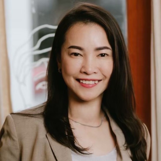 คุณ ยุจเรศ สมนา