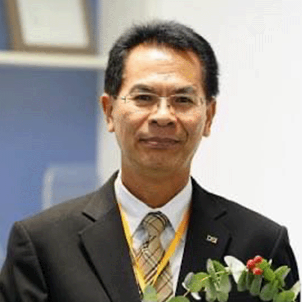 คุณ นิคม