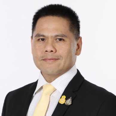 Mr. วราวุธ